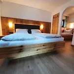 Kroell Apartment *
