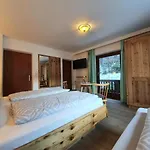 Apartment Kroell *