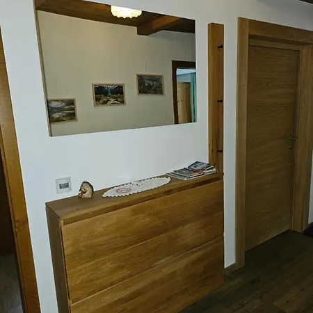 Kröll Apartment