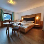 Kroell Апартаменты *